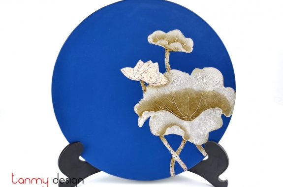 Blue round lacquer dish attached with eggshell lotus included with stand 30 cm